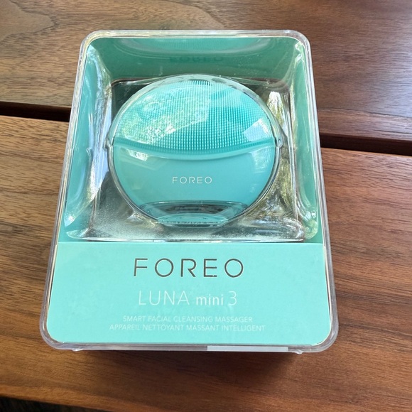 Foreo Luna Mini 3 Smart Facial Cleansing Massager – Light Blue – Brand New